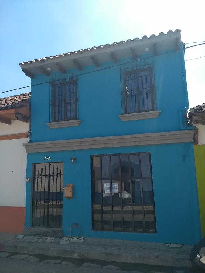 Auberge de jeunesse La Abuelita Hostal à San Cristóbal de Las Casas Extérieur photo